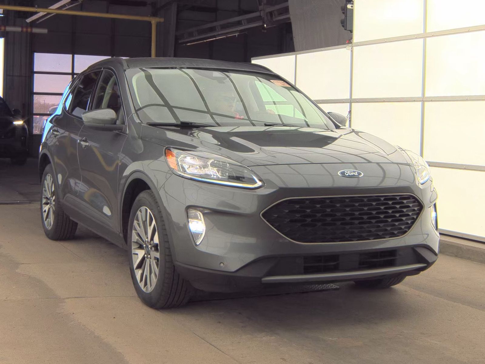 FORD ESCAPE - 5
