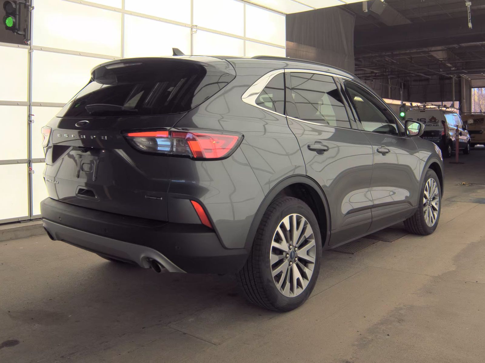 FORD ESCAPE - 6