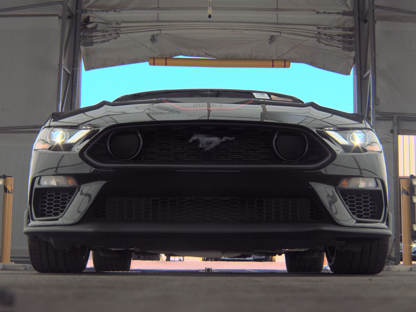 FORD MUSTANG - 4