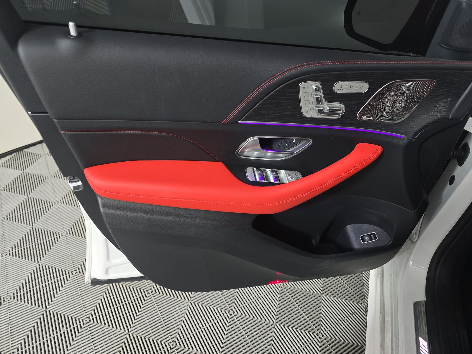 MERCEDES-BENZ GLE-CLASS - 10