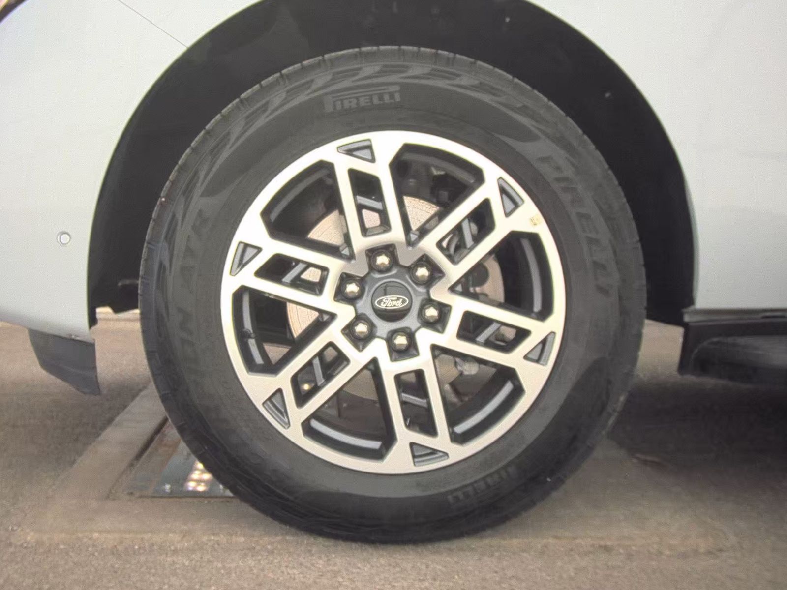 FORD EXPEDITION - 10
