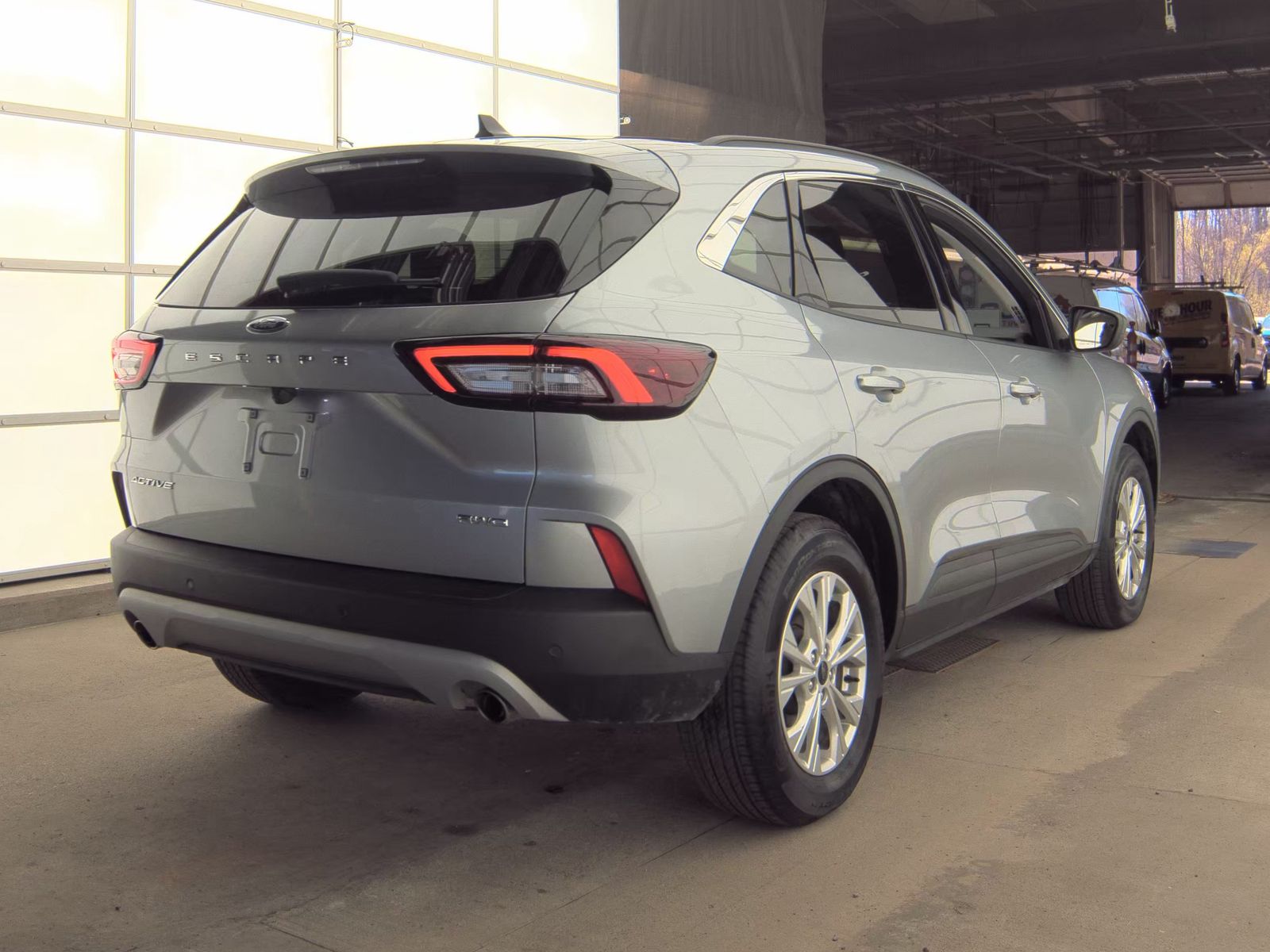 FORD ESCAPE - 6