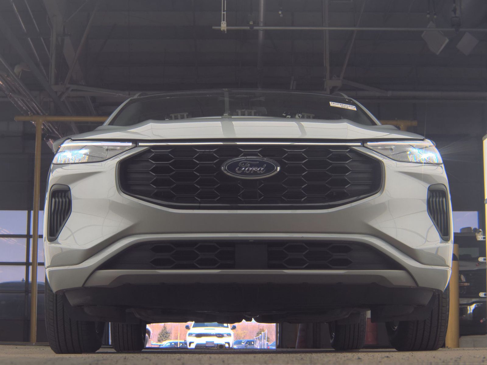 FORD ESCAPE - 4