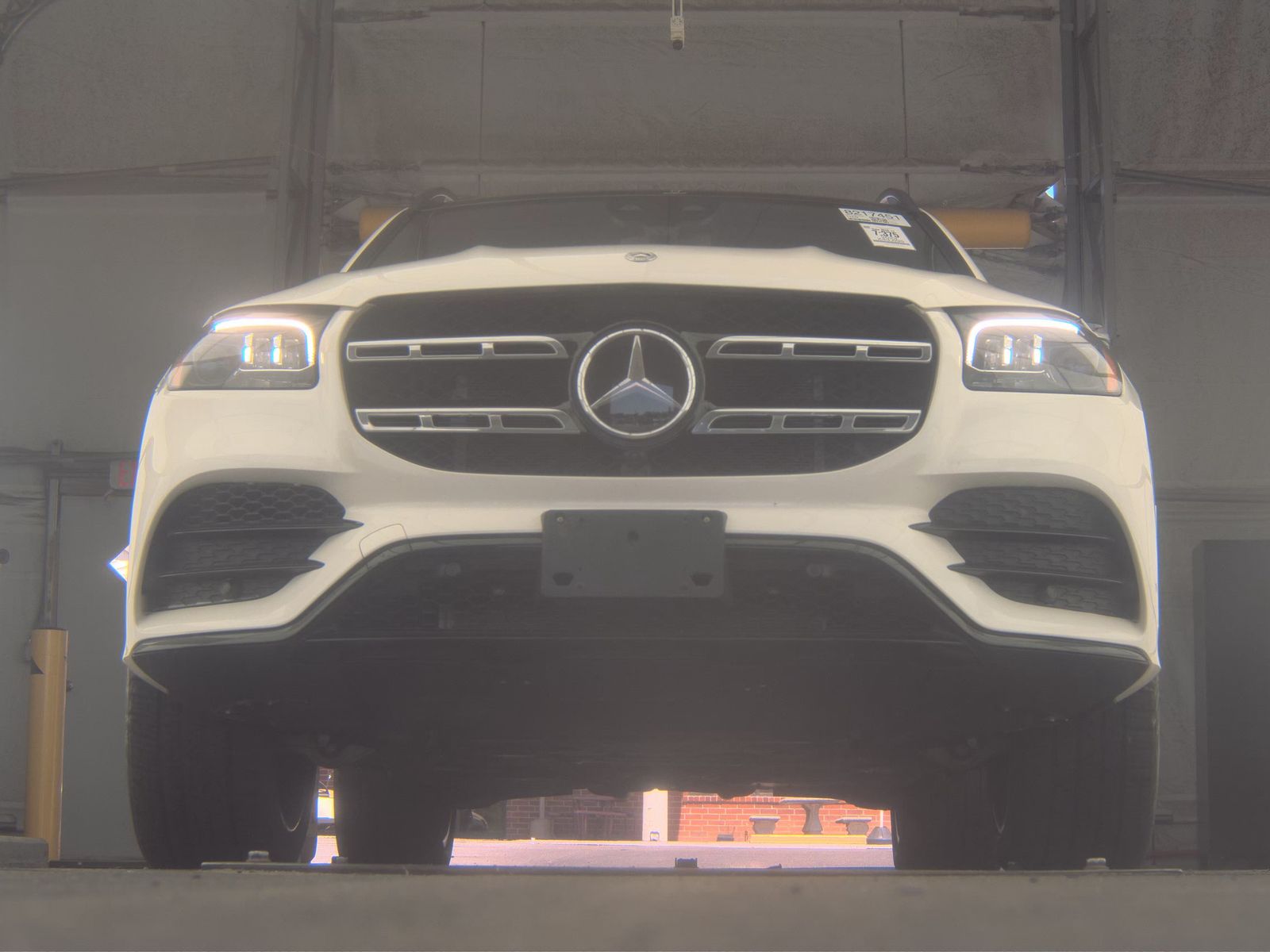 MERCEDES-BENZ GLS - 4