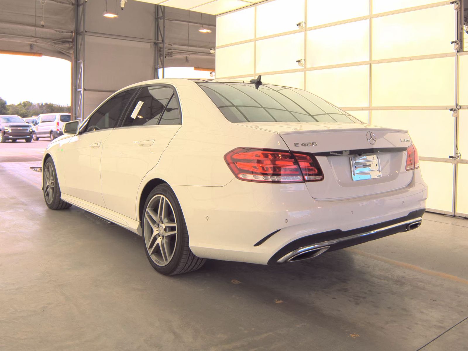 MERCEDES-BENZ E-CLASS - 9