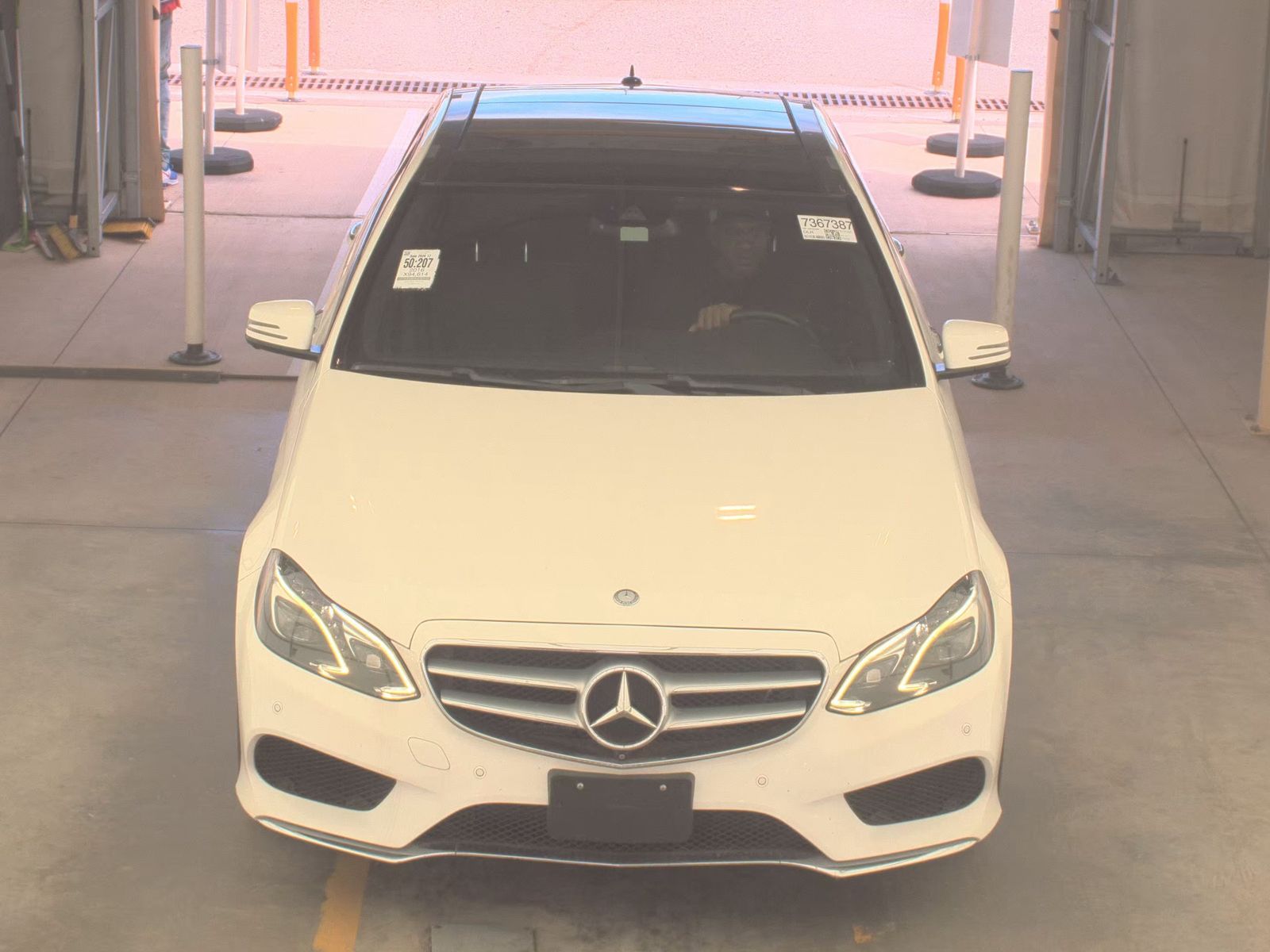 MERCEDES-BENZ E-CLASS - 3