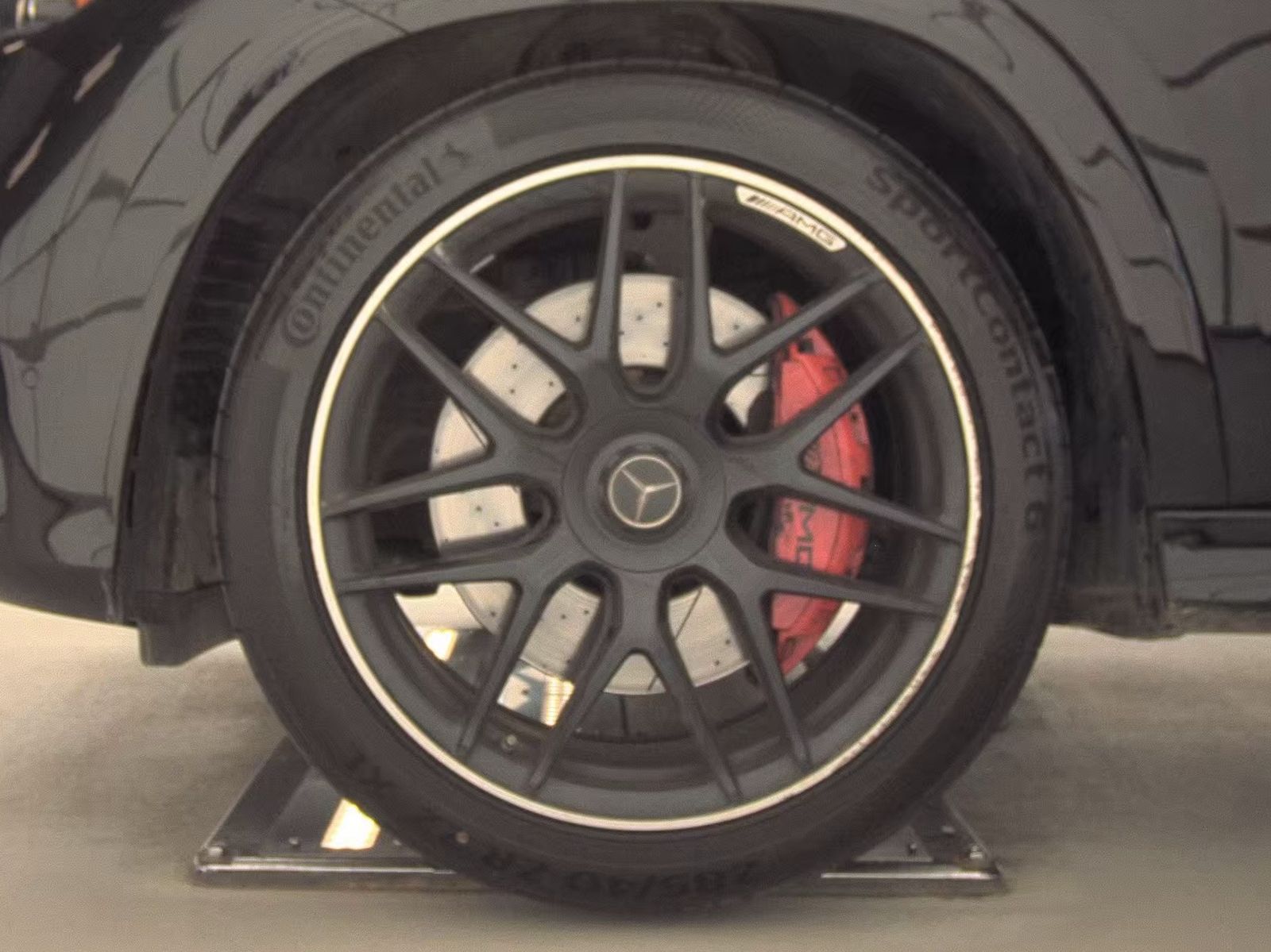 MERCEDES-BENZ GLE-CLASS AMG - 10