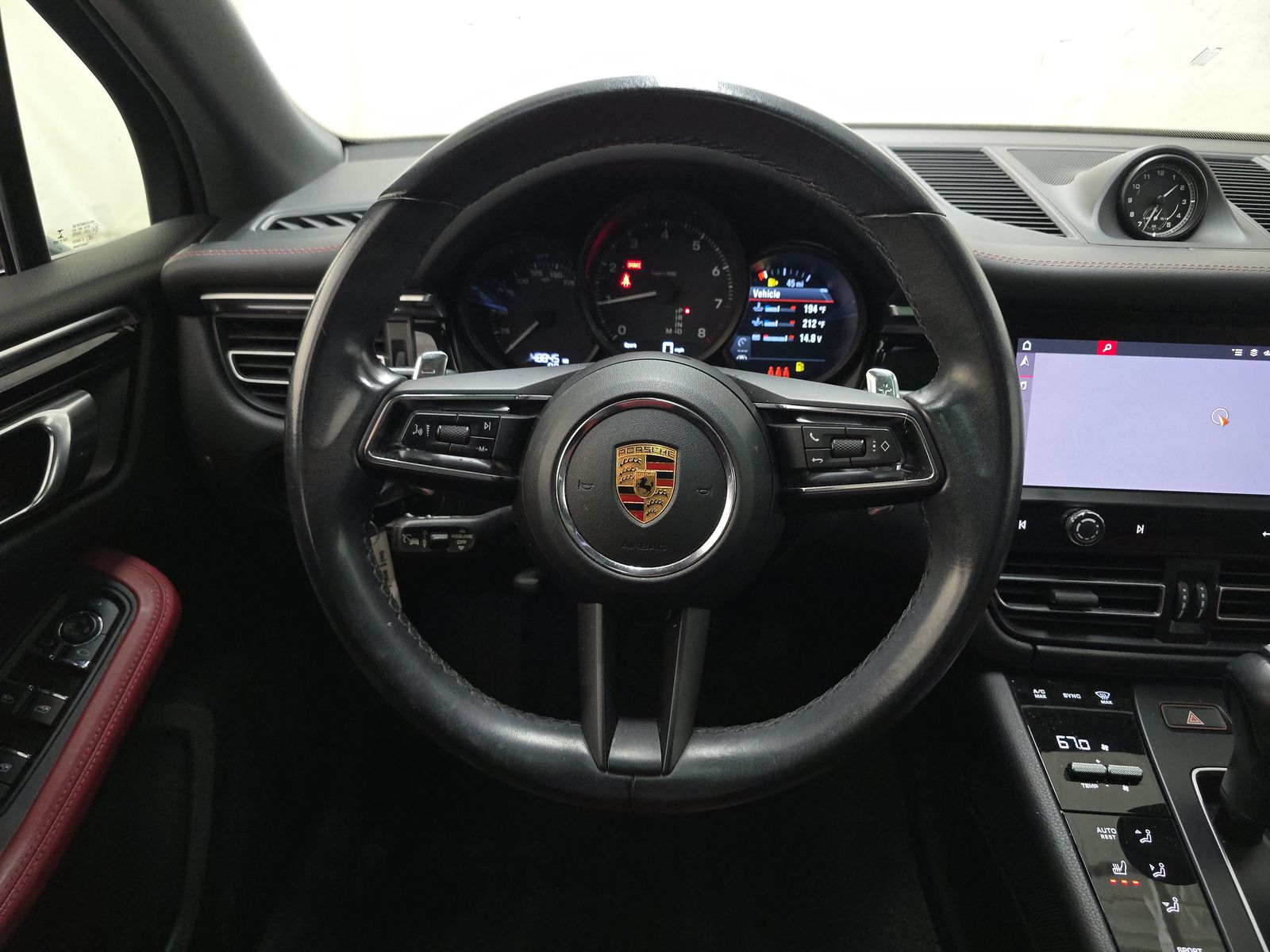 2023 Porsche Macan Base AWD