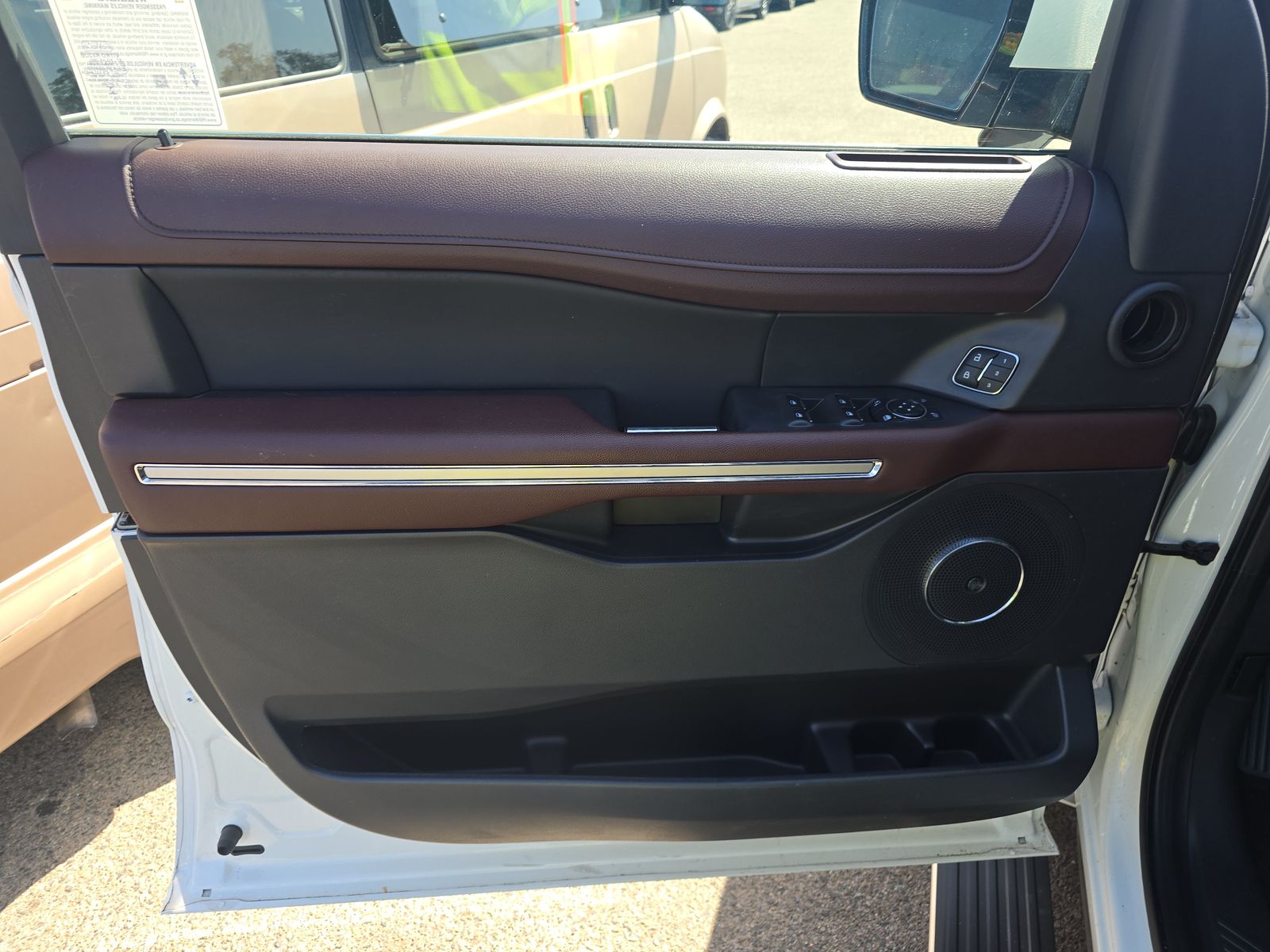 FORD EXPEDITION MAX - 10