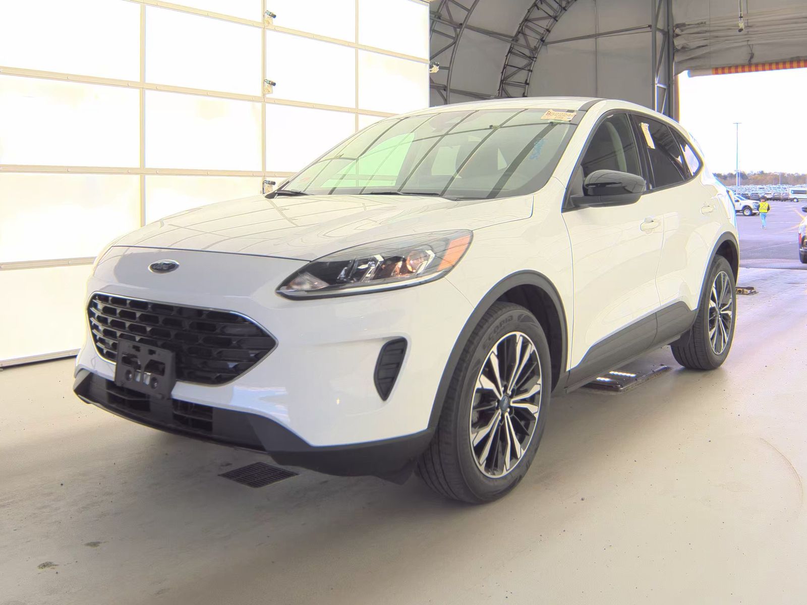 FORD ESCAPE - 1
