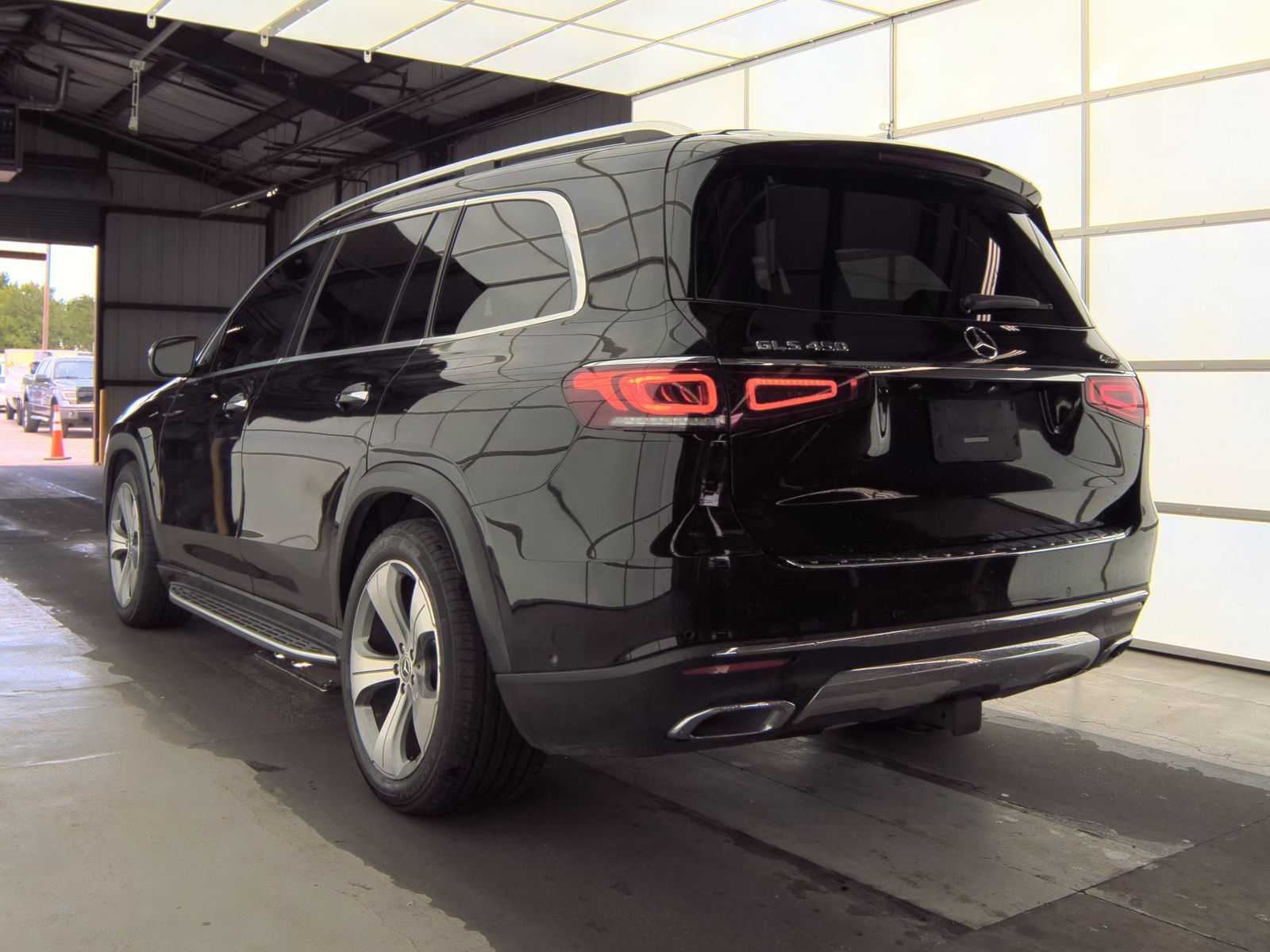 MERCEDES-BENZ GLS - 9