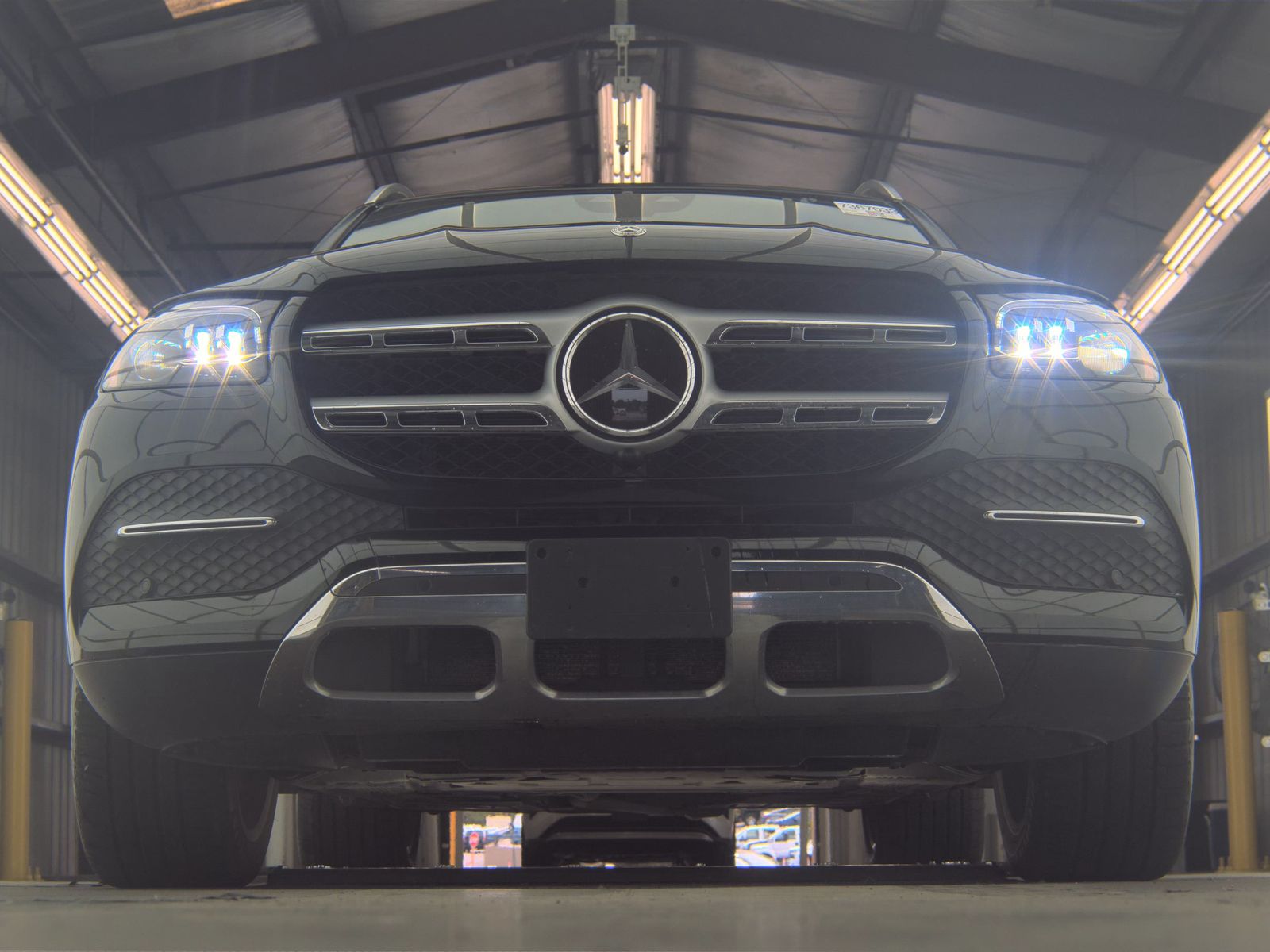 MERCEDES-BENZ GLS - 4