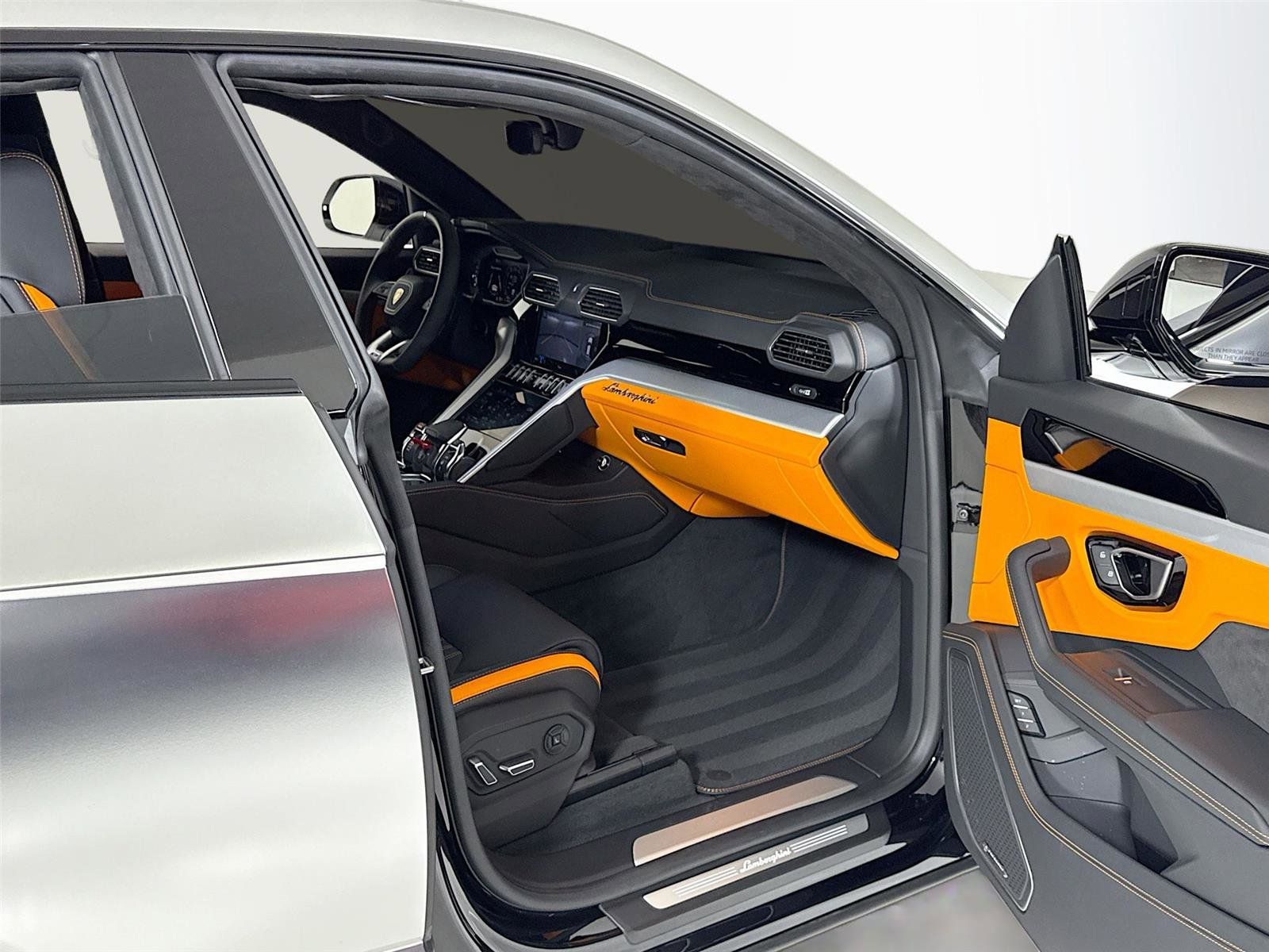 2024 Lamborghini Urus S AWD