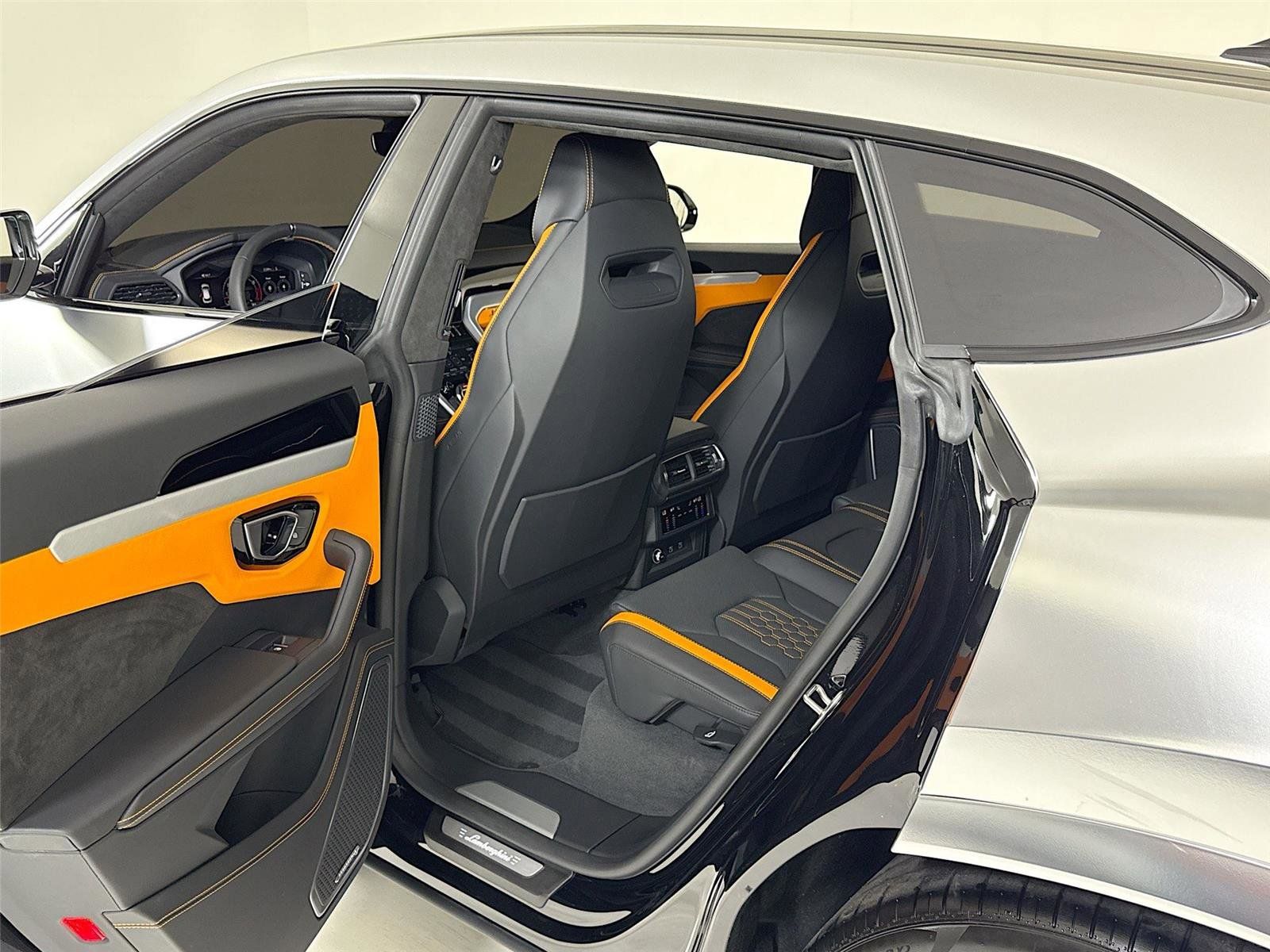 2024 Lamborghini Urus S AWD