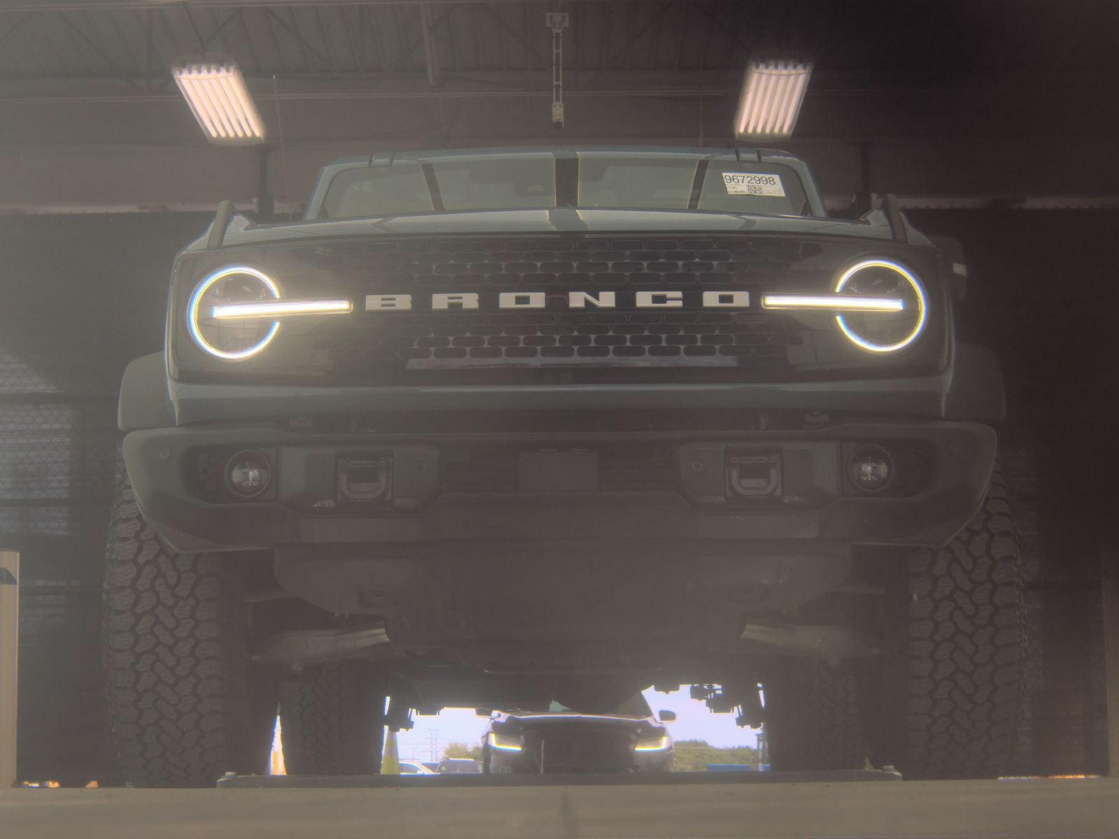 FORD BRONCO - 4