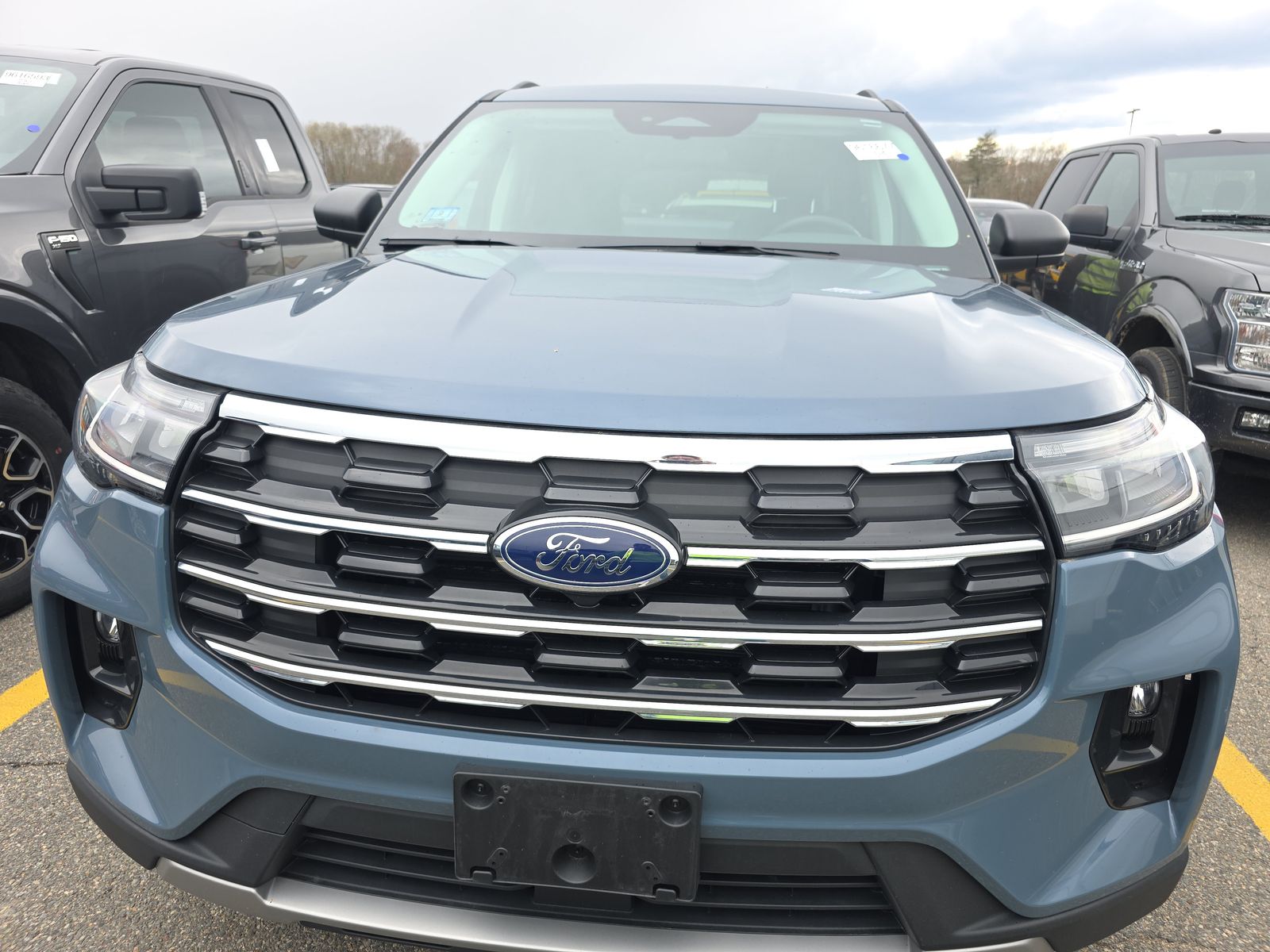 FORD EXPLORER - 3