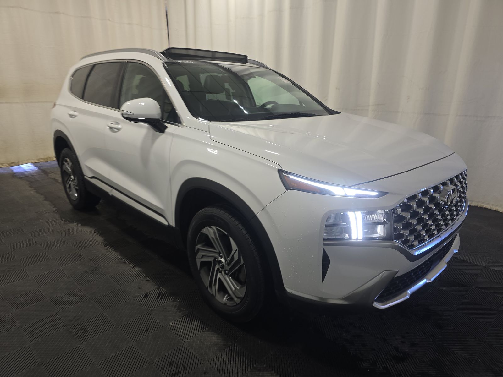 HYUNDAI PREFERRED - 4