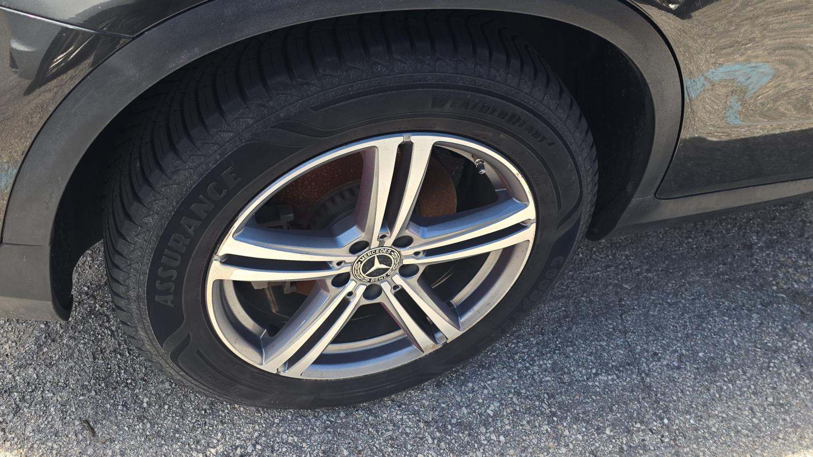 2021 Mercedes-Benz GLC GLC 300 AWD