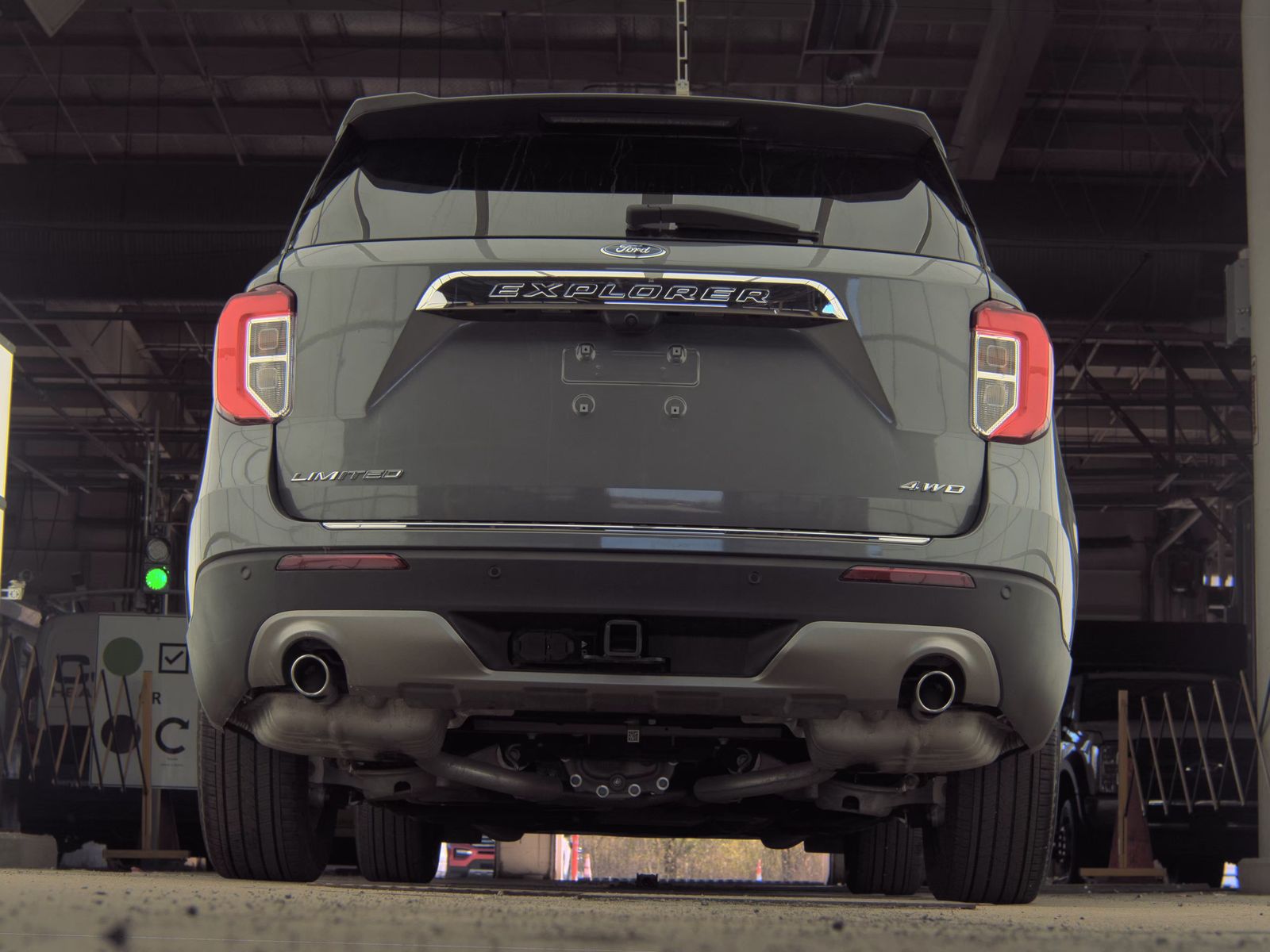 FORD EXPLORER - 8