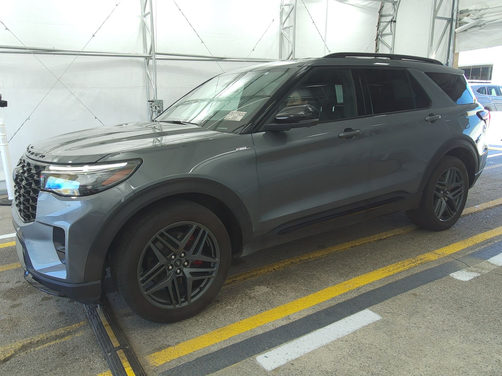 FORD EXPLORER - 1