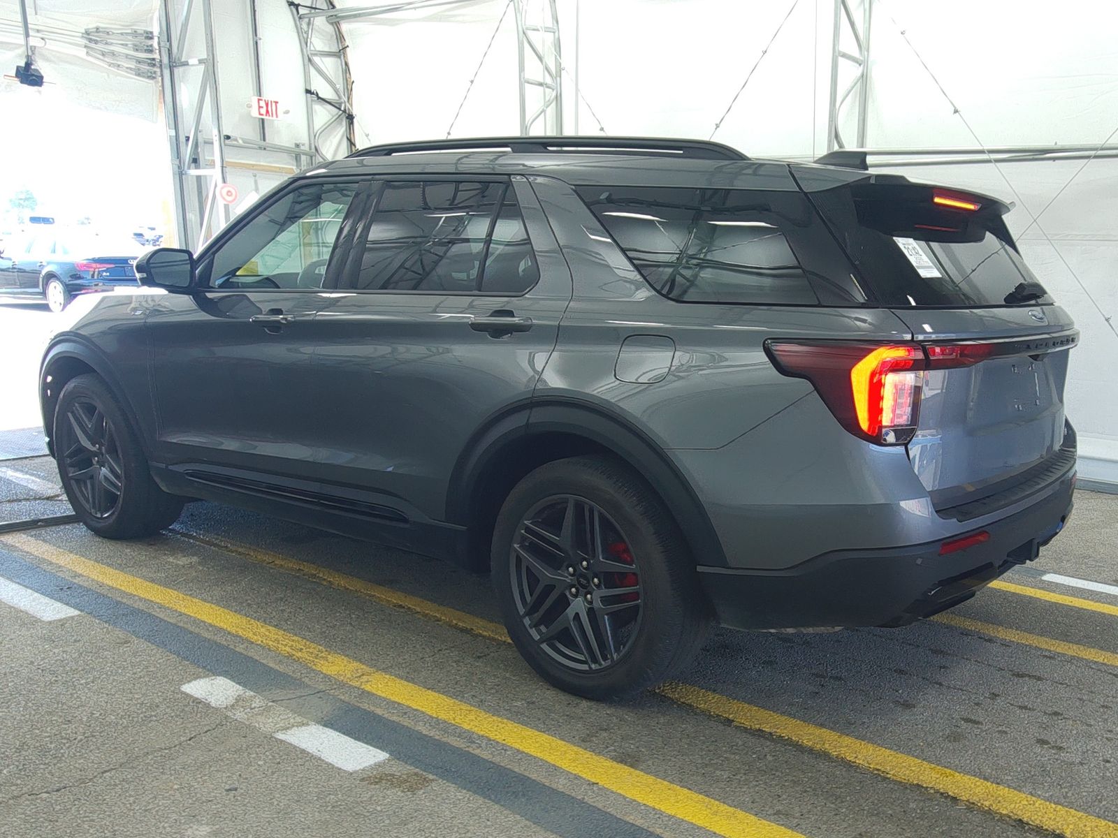 FORD EXPLORER - 7