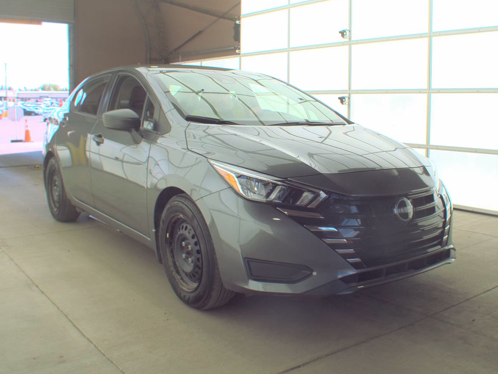NISSAN VERSA - 5