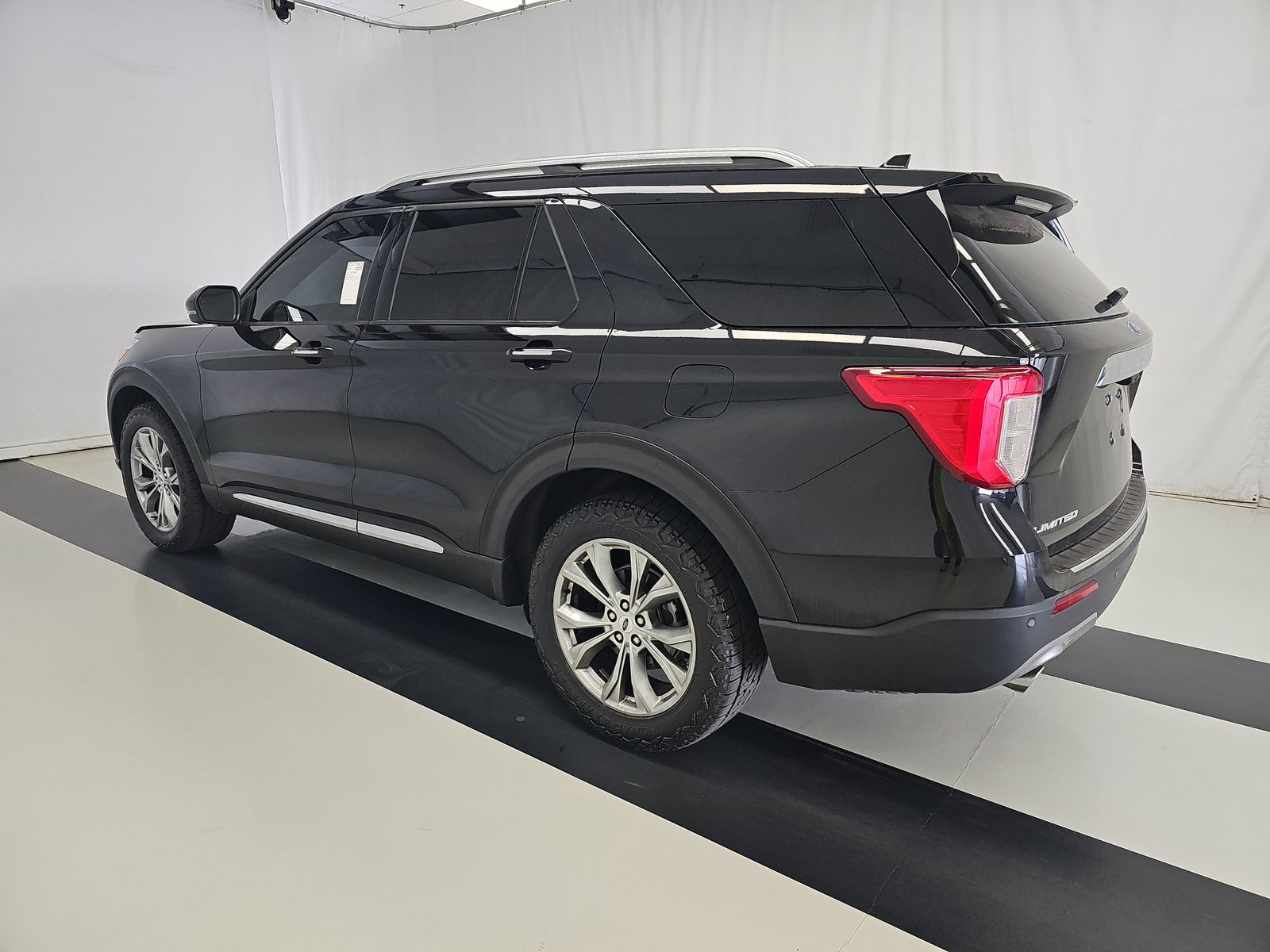 FORD EXPLORER - 7