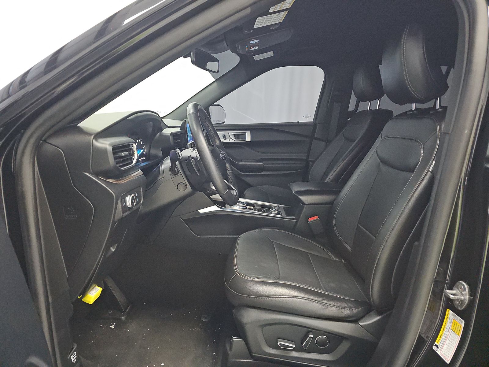 FORD EXPLORER - 8