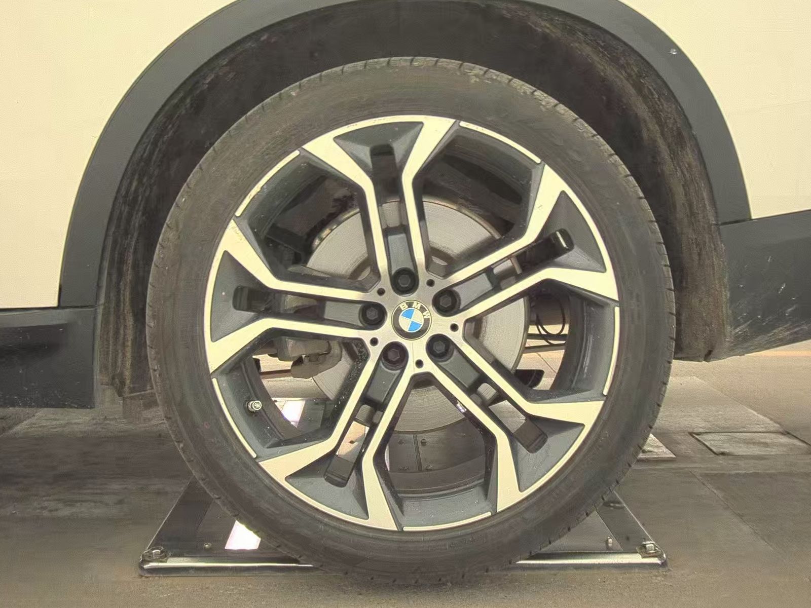 2020 BMW X5 sDrive40i RWD