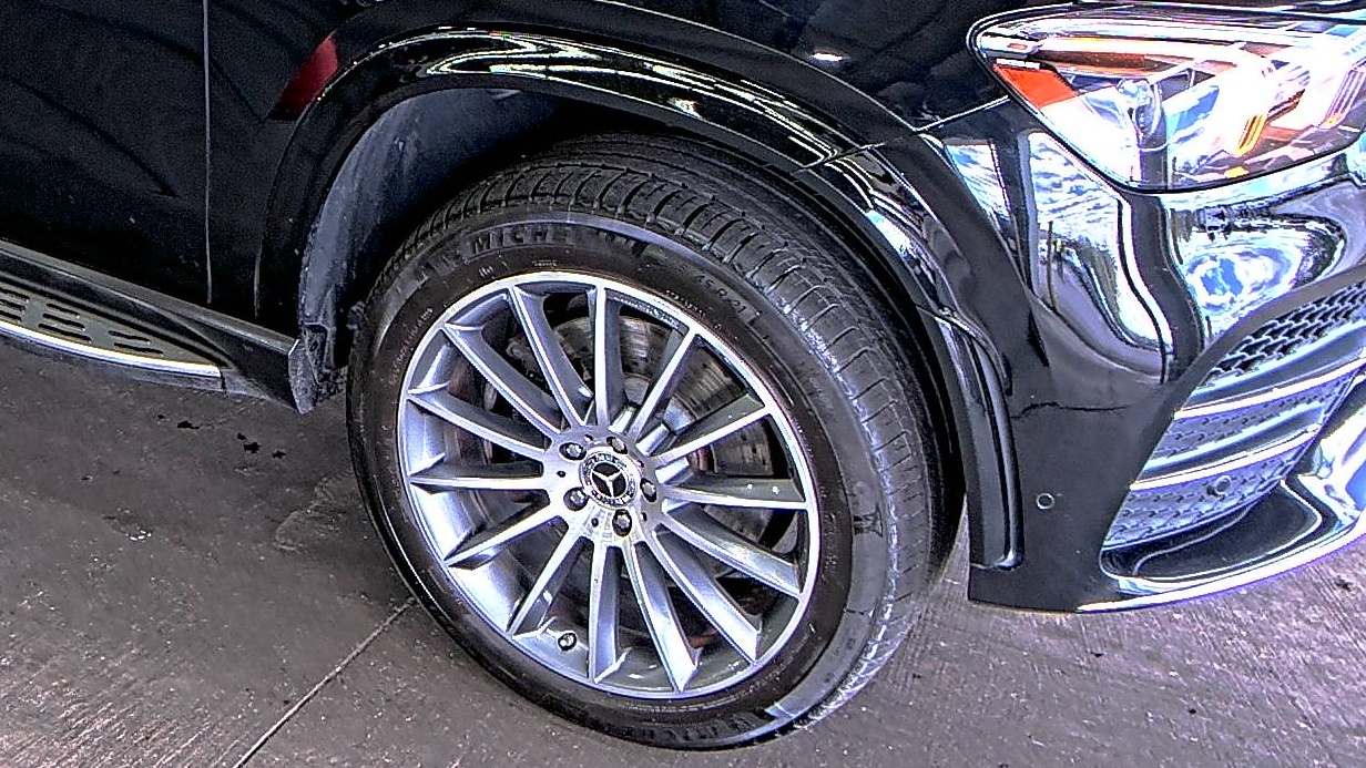 MERCEDES-BENZ GLE - 9