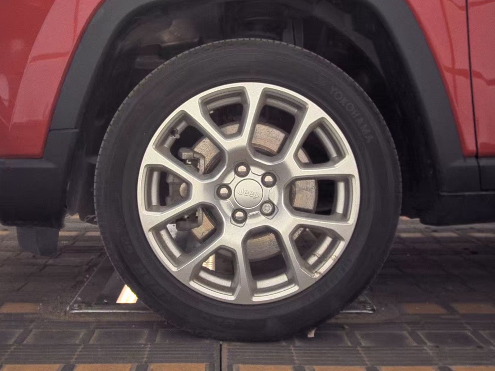 JEEP LATITU LUX - 10