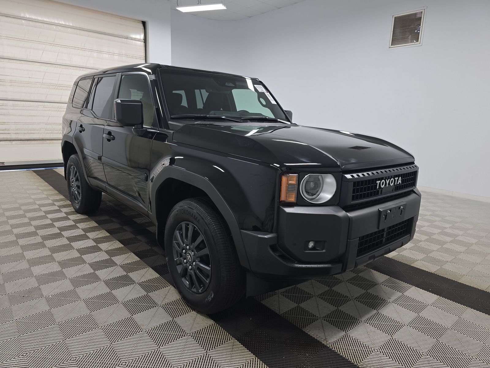 TOYOTA LAND CRUISER - 4