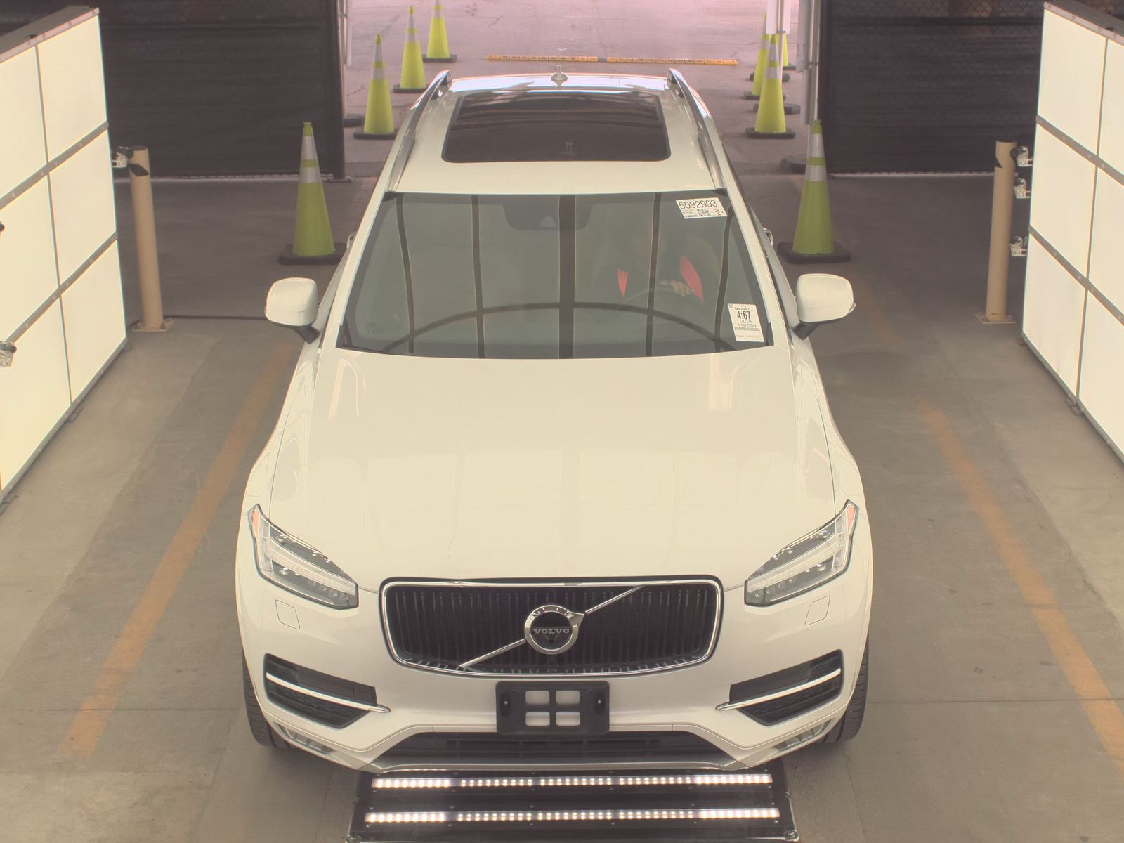2019 Volvo XC90 T6 Momentum AWD