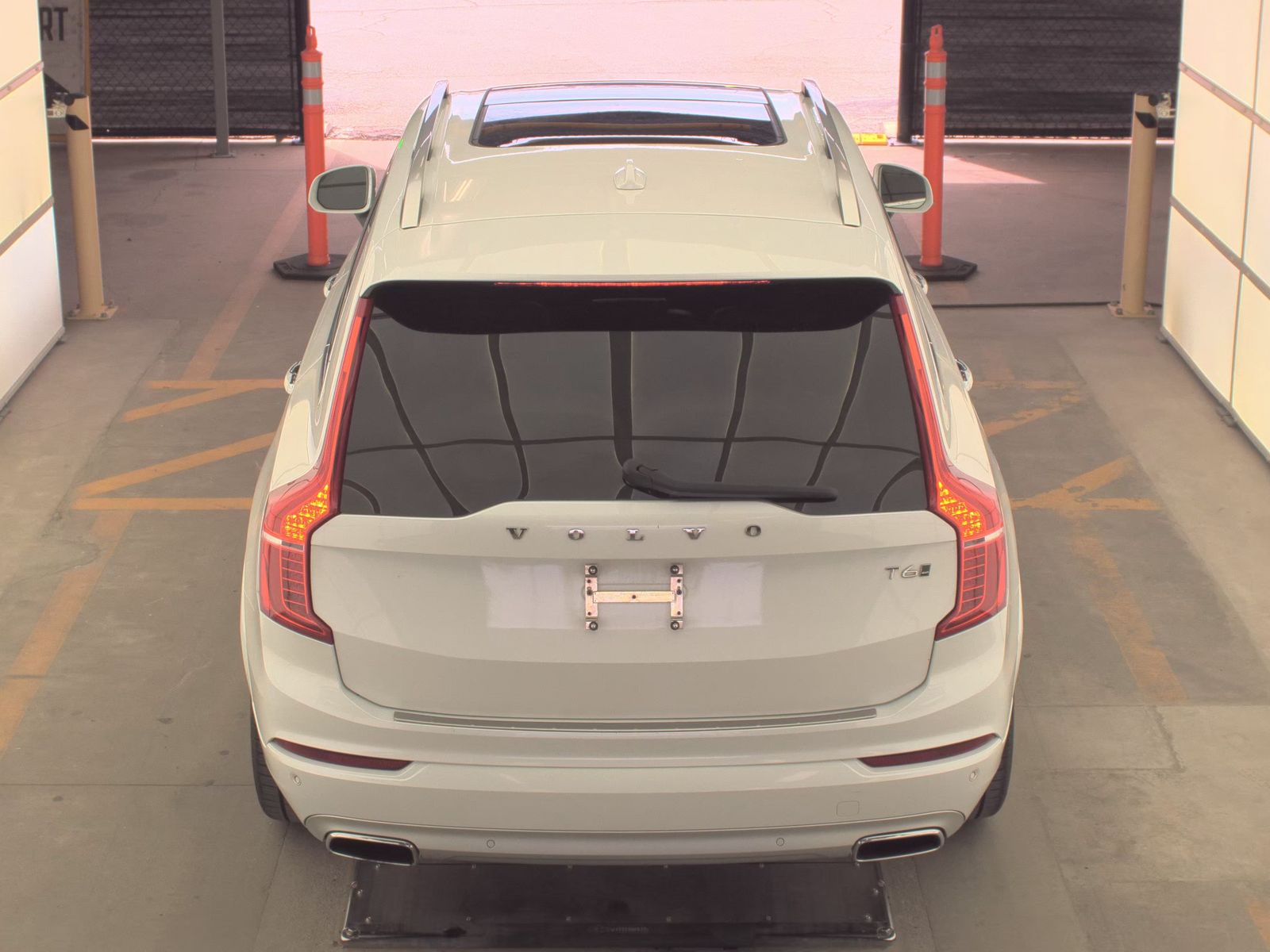 2019 Volvo XC90 T6 Momentum AWD