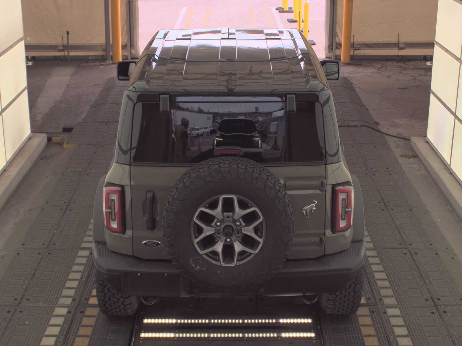 FORD BRONCO - 7