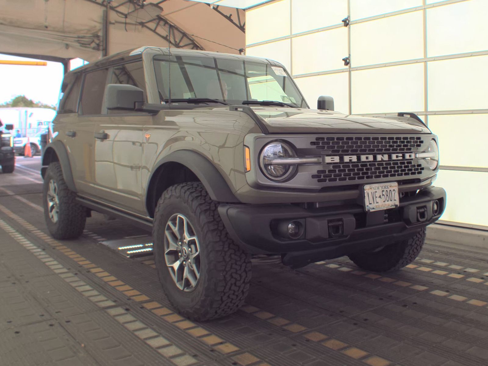 FORD BRONCO - 5