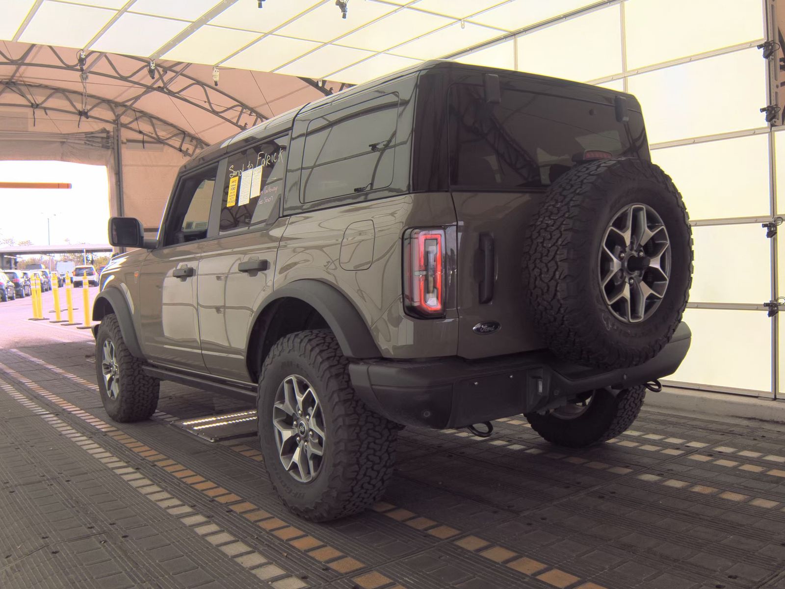 FORD BRONCO - 9