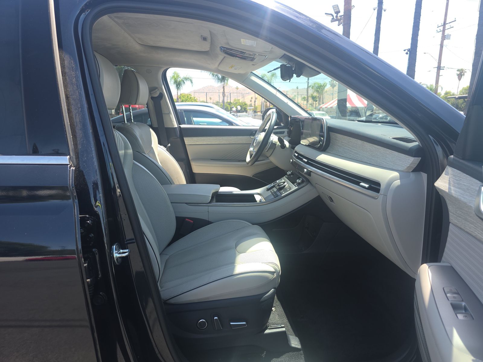 HYUNDAI CALLIGRAPH - 9