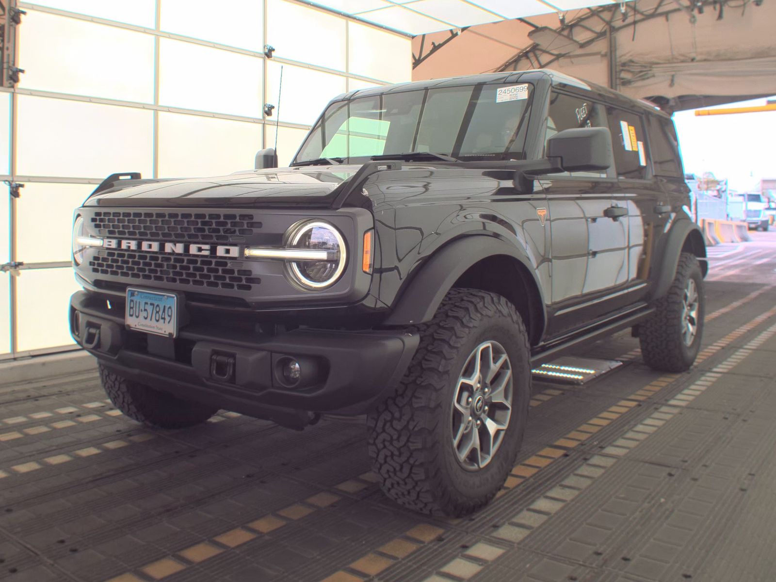 FORD BRONCO - 1