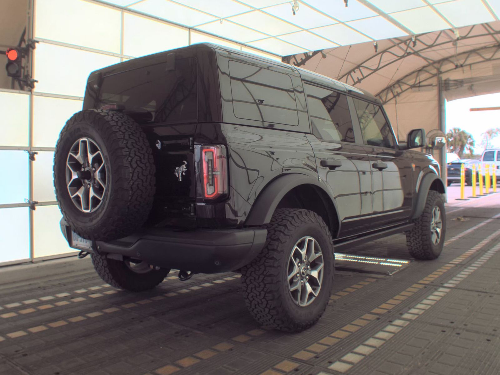 FORD BRONCO - 6