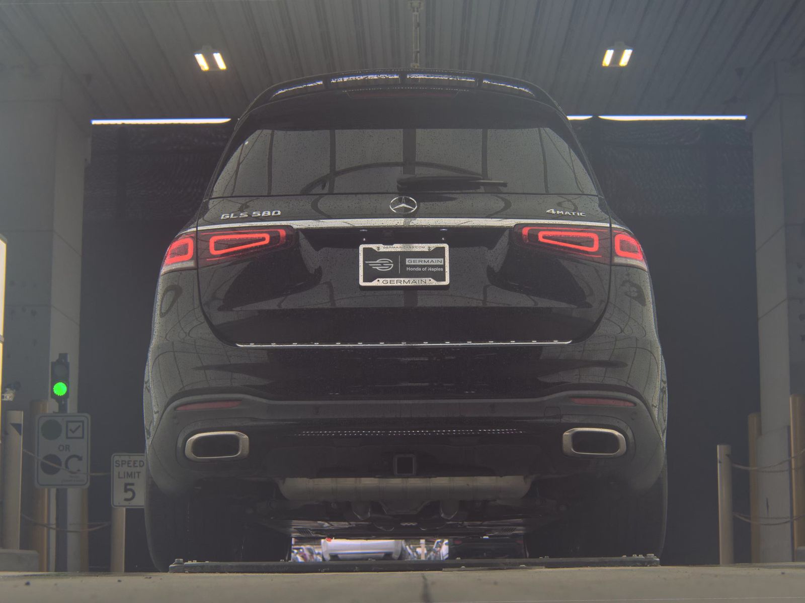 MERCEDES-BENZ GLS - 8