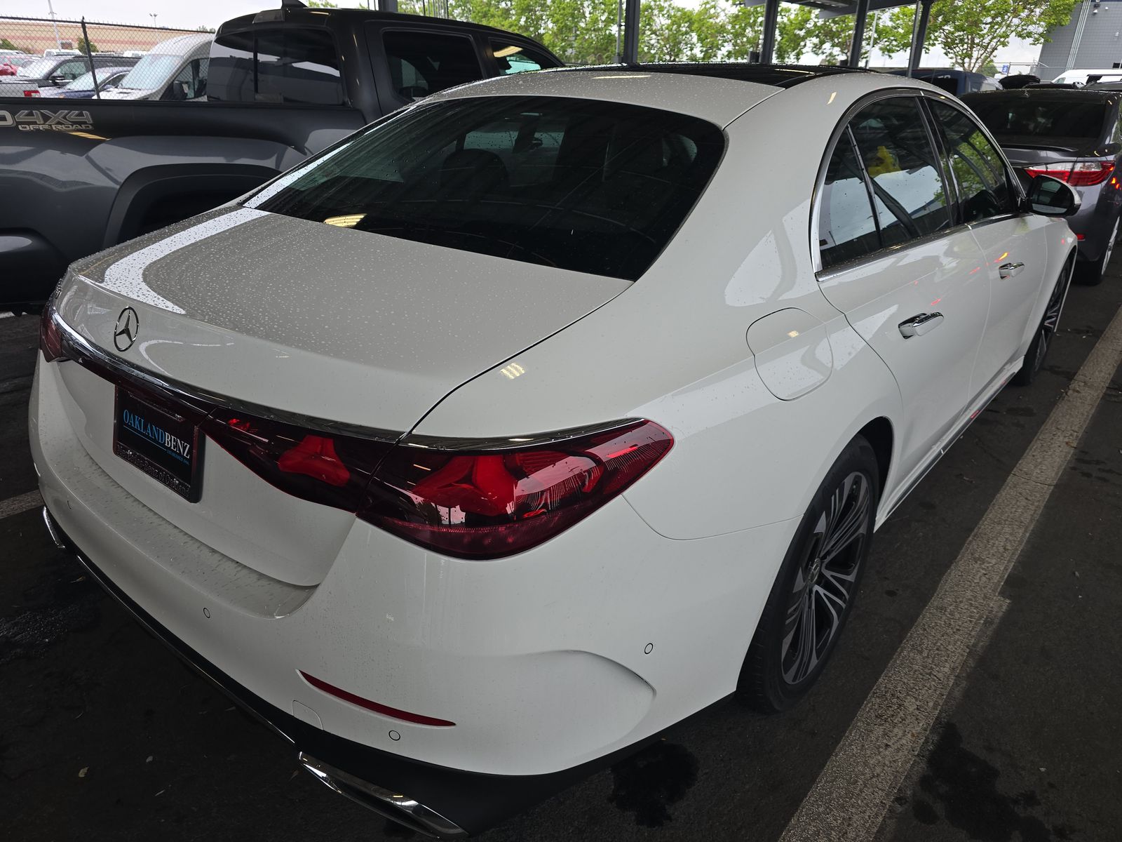 MERCEDES-BENZ E-CLASS - 5