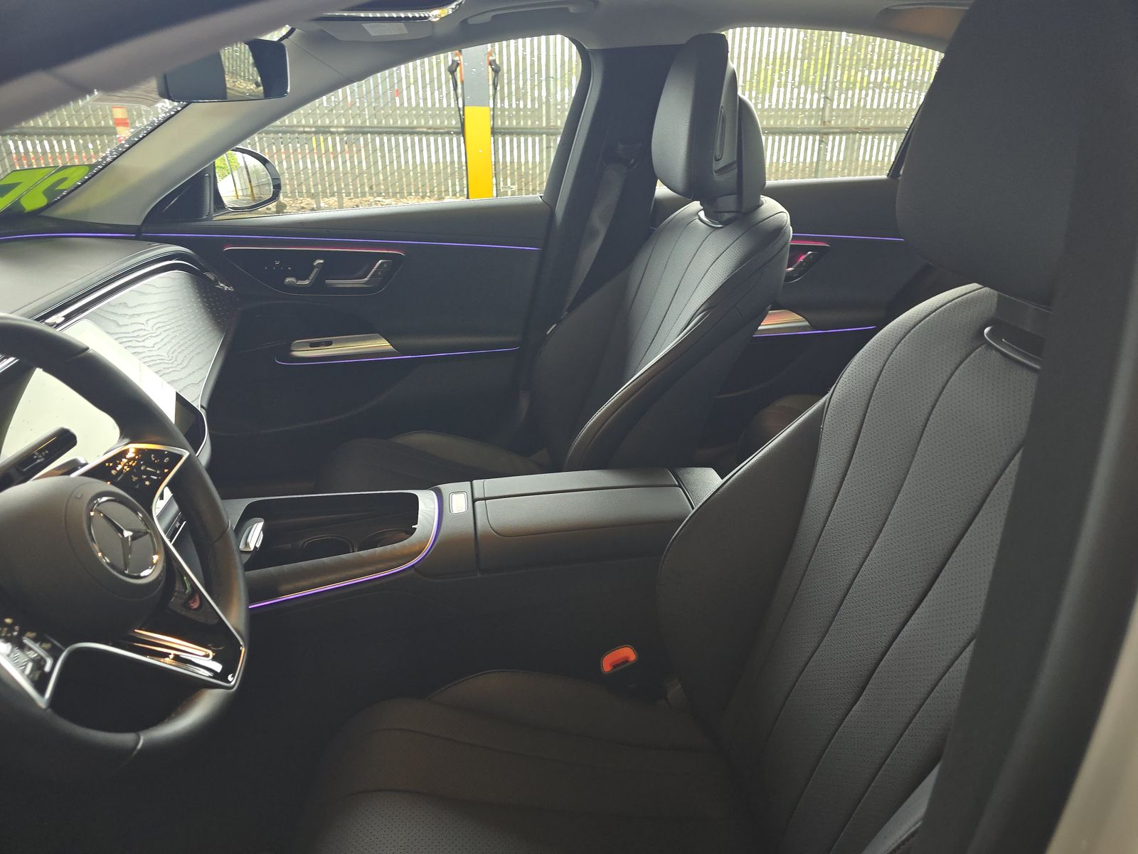 MERCEDES-BENZ E-CLASS - 8