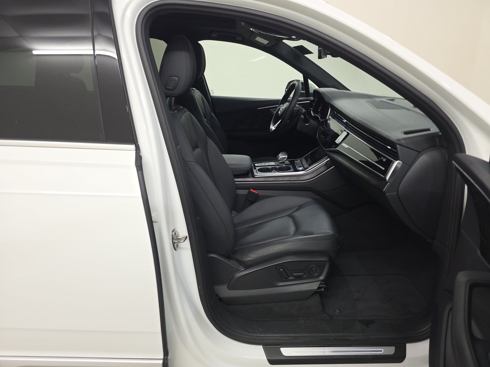 2023 Audi Q7 Premium Plus AWD