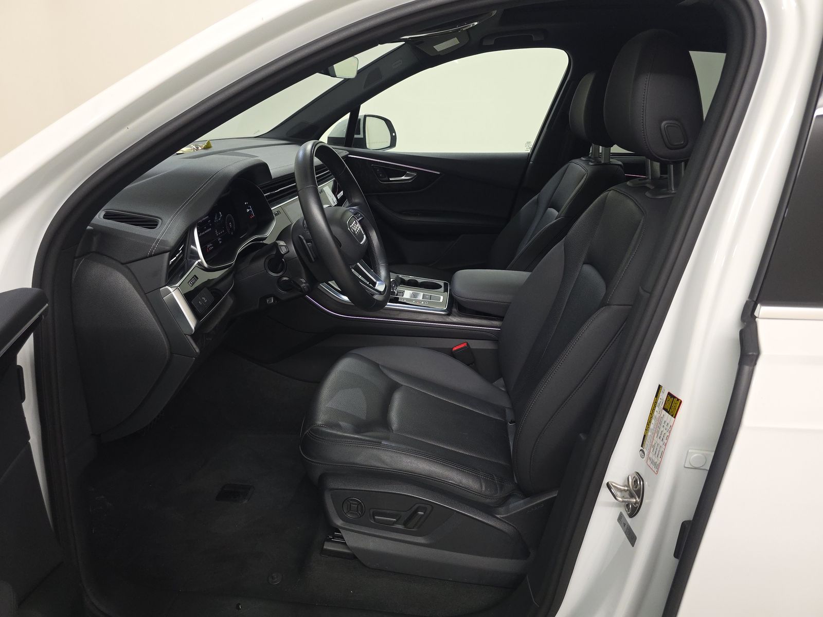 2023 Audi Q7 Premium Plus AWD