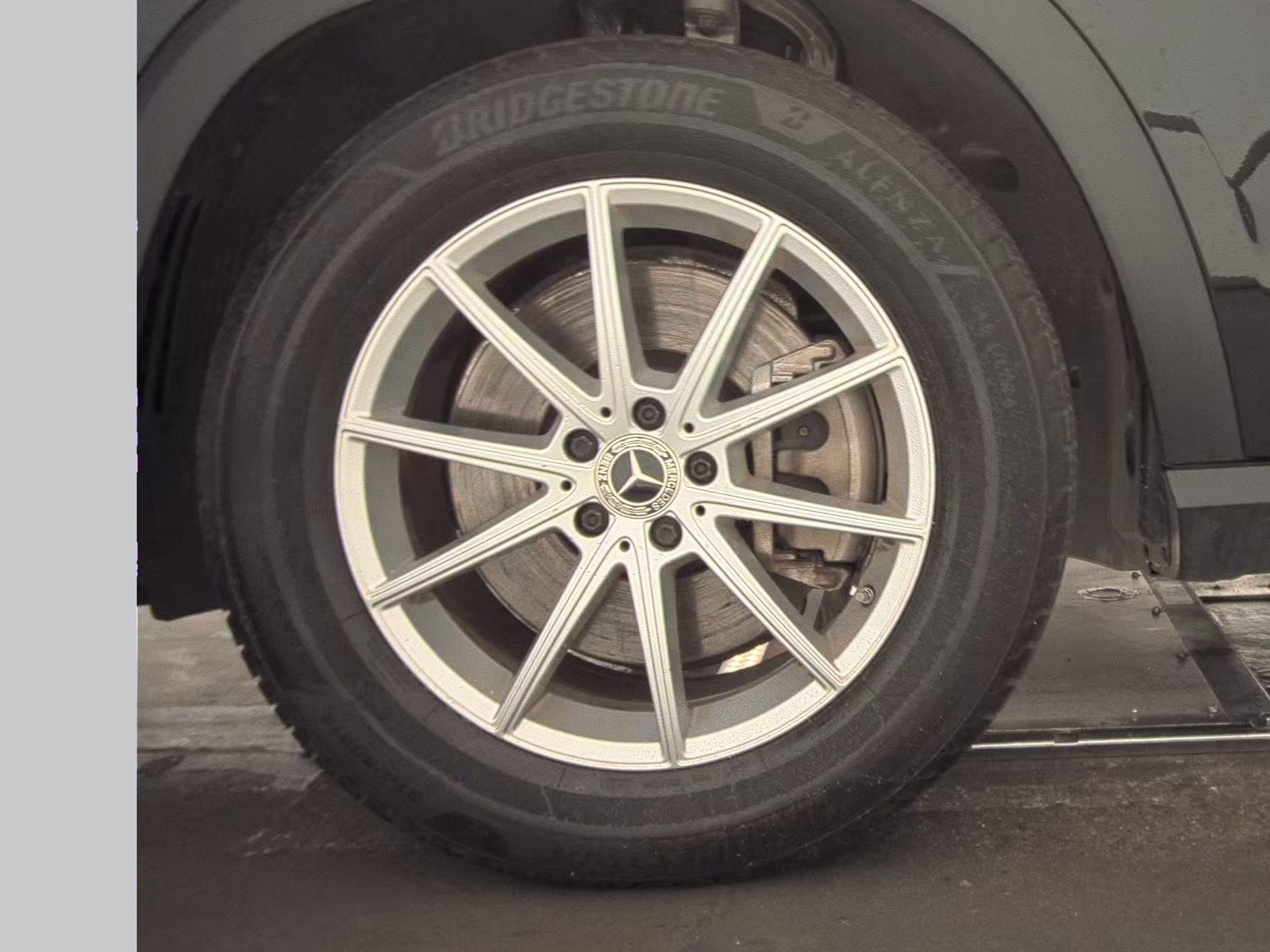 MERCEDES-BENZ GLE - 10