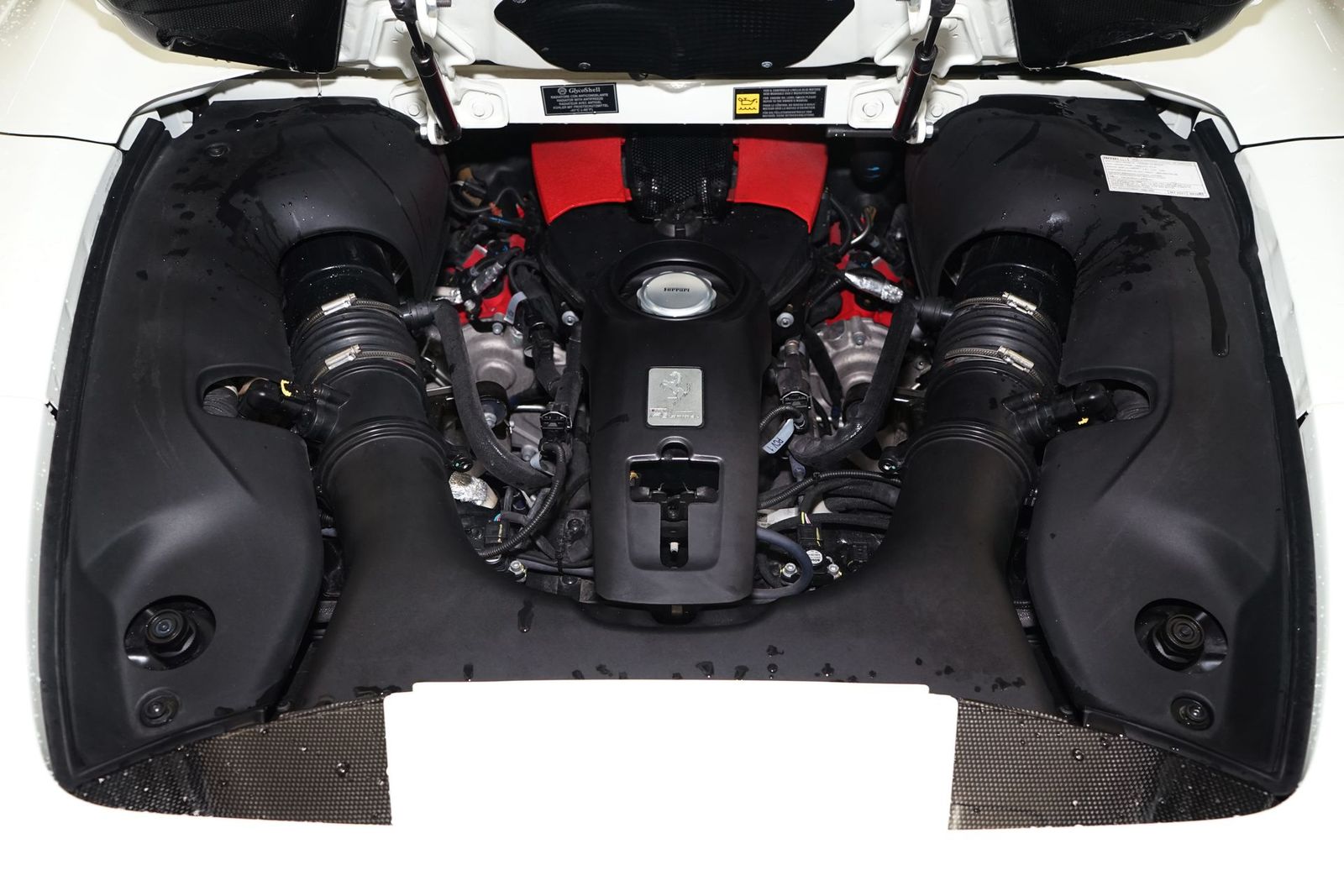 2021 Ferrari F8 Base RWD