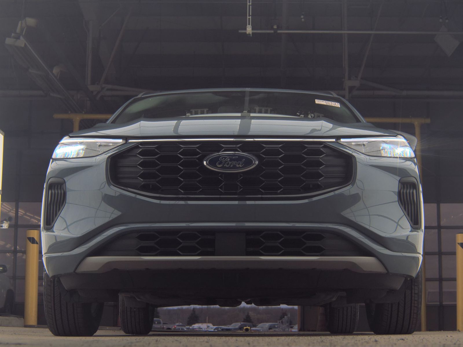 FORD ESCAPE - 4