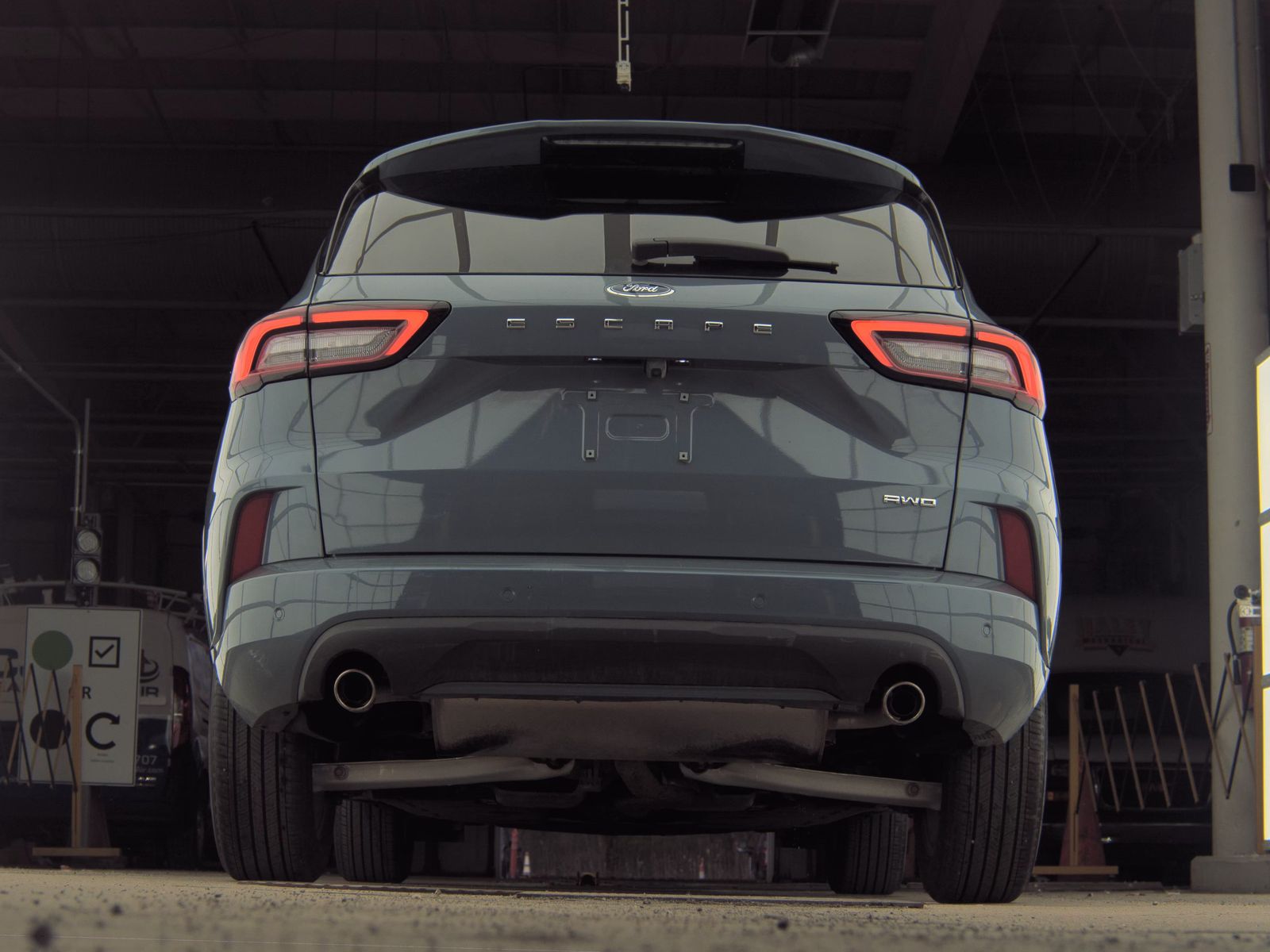 FORD ESCAPE - 8