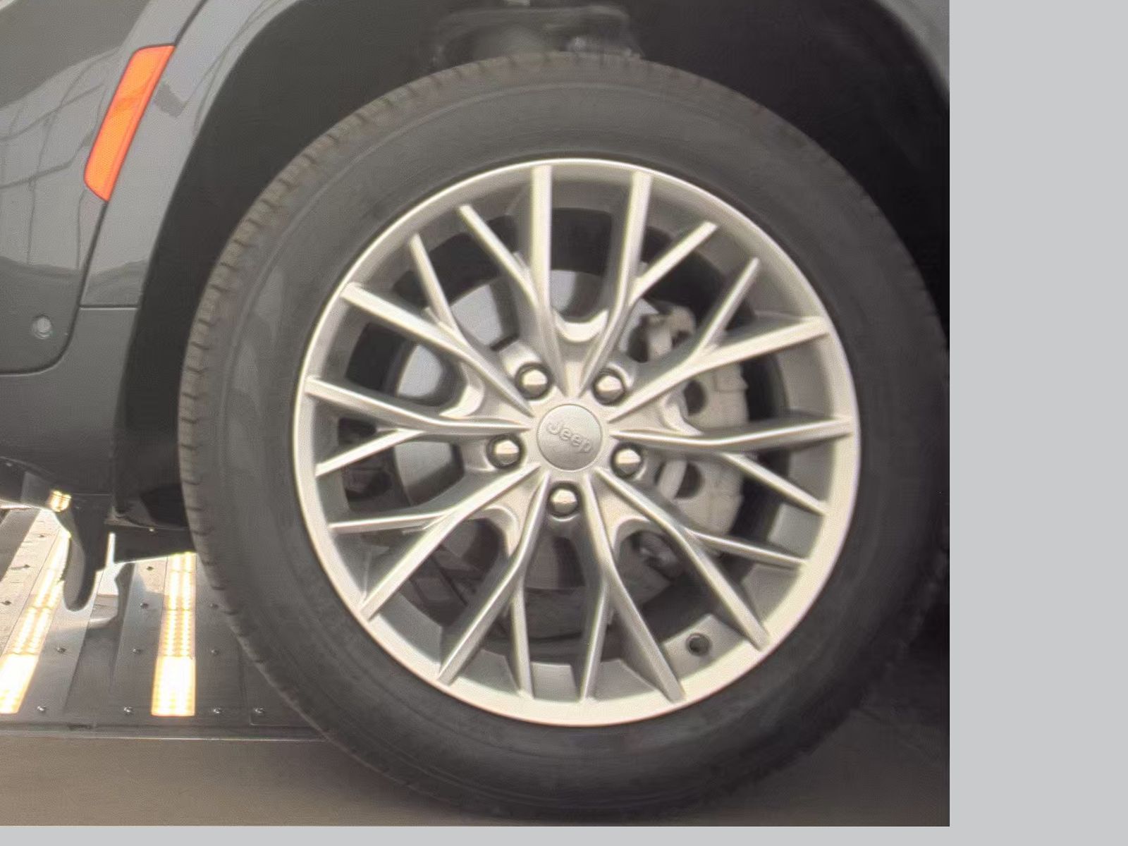 JEEP GRAND CHEROKEE - 10